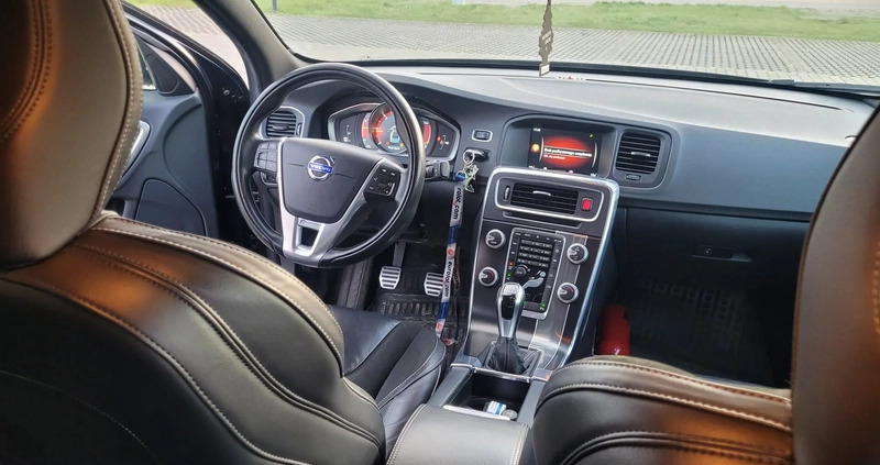 Volvo S60 cena 69999 przebieg: 172000, rok produkcji 2015 z Dęblin małe 37